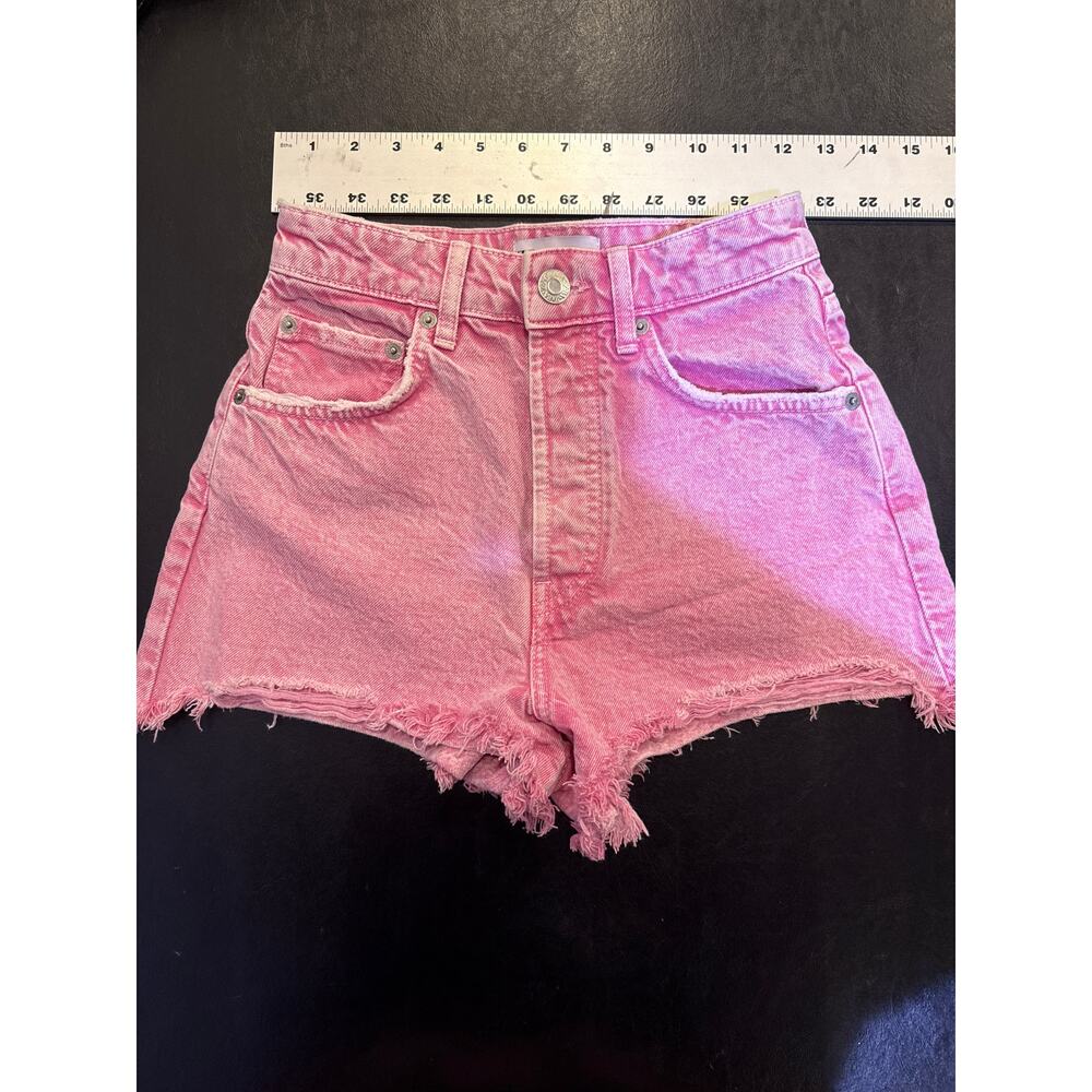 Women’s Pink Distressed Shorts Raw Hem Cutoff Denim Co Size 2 High Rise